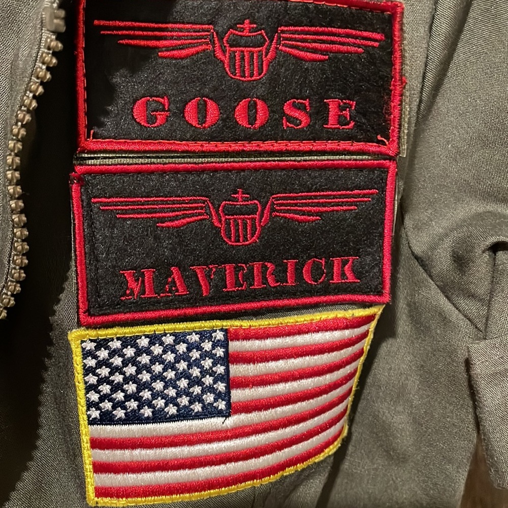 Top Gun Halloween Costume View 3